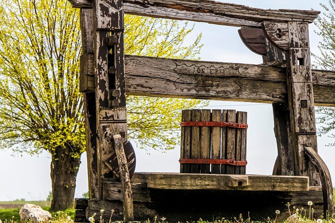 Countryside Half-day Gastro-Wine Tour from Budapest Meal & pickup - Who this tour suits best