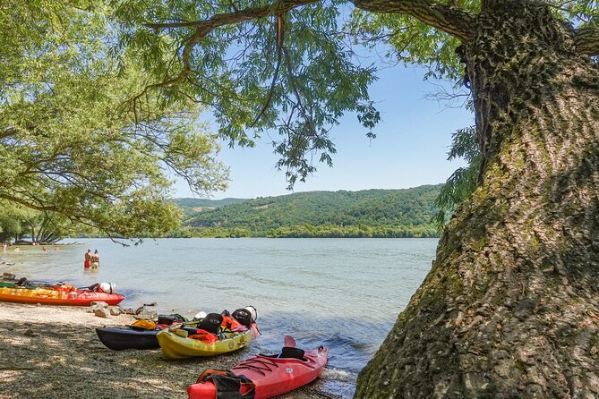 Danube Bend Hiking and Kayaking - Kayaking the calm Danube: technique, safety, and real relaxation
