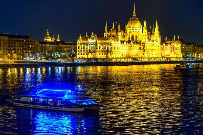 Drinks and Folklore Show Cruise in Budapest - The Folklore Show Part: What You Should Expect From the Entertainment
