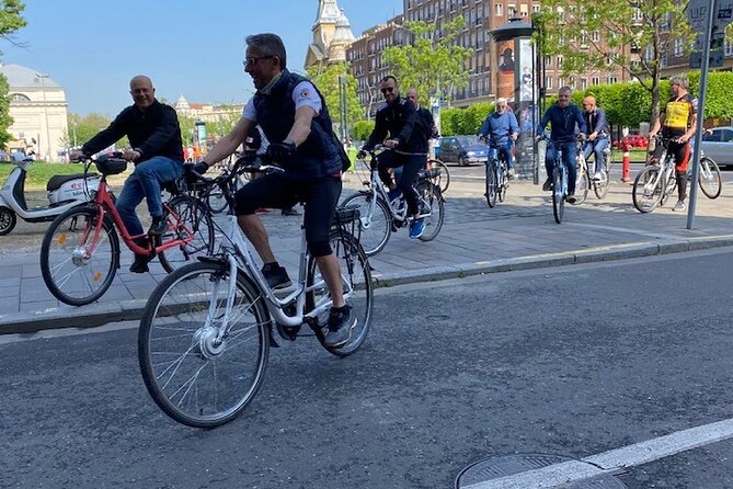 E-Bike Guided Tour in Castle Hill Budapest - Margaret Island break: the quiet middle you actually need