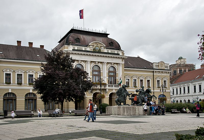Eger, home to Bull's Bood, a private tour with winetaste - Eger is a strong one-day match for wine and walking