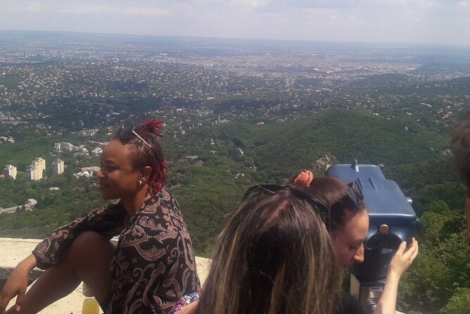 Elisabeth tower visit by chairlift and private transport - Your guide at the tower: stories where they actually fit