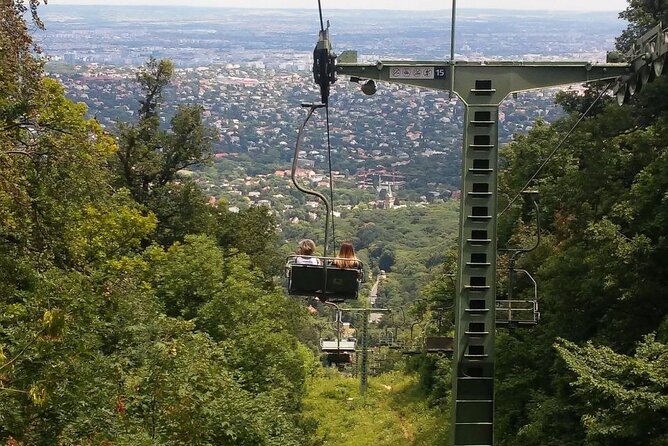 Elisabeth tower visit by chairlift and private transport - Weather and timing: when you’ll see the city clearly