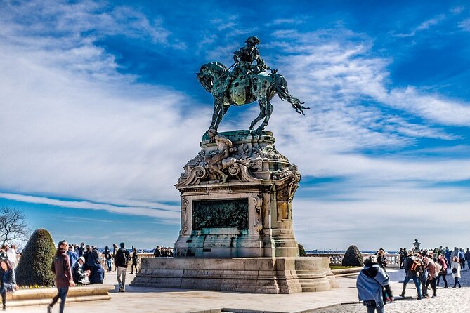 Essential Walking Tour - Fisherman’s Bastion: Danube and Parliament Views in One Breath