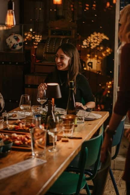 Food and Wine Tasting in Budapest by the Basilica - The sommelier guidance that makes the tasting click
