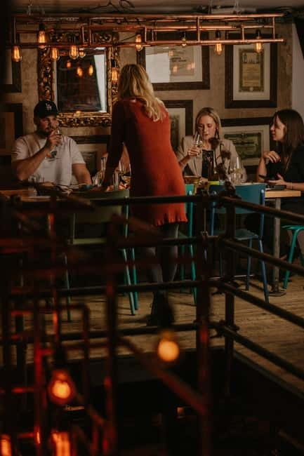Food and Wine Tasting in Budapest by the Basilica - The practical side: group size, language, and what to expect from the setting