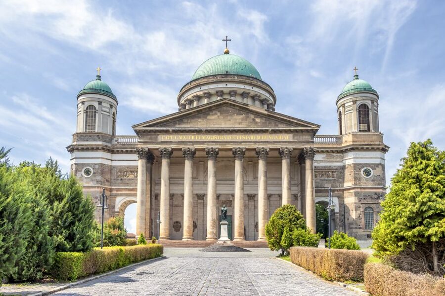 From Budapest: Danube Bend Day Trip in English - Visegrád: royal residence stones and a Danube view that hits