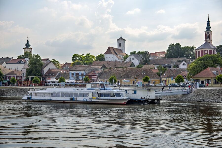 From Budapest: Danube Bend Day Trip in English - Szentendre: baroque lanes, medieval ruins, and a viewpoint walk