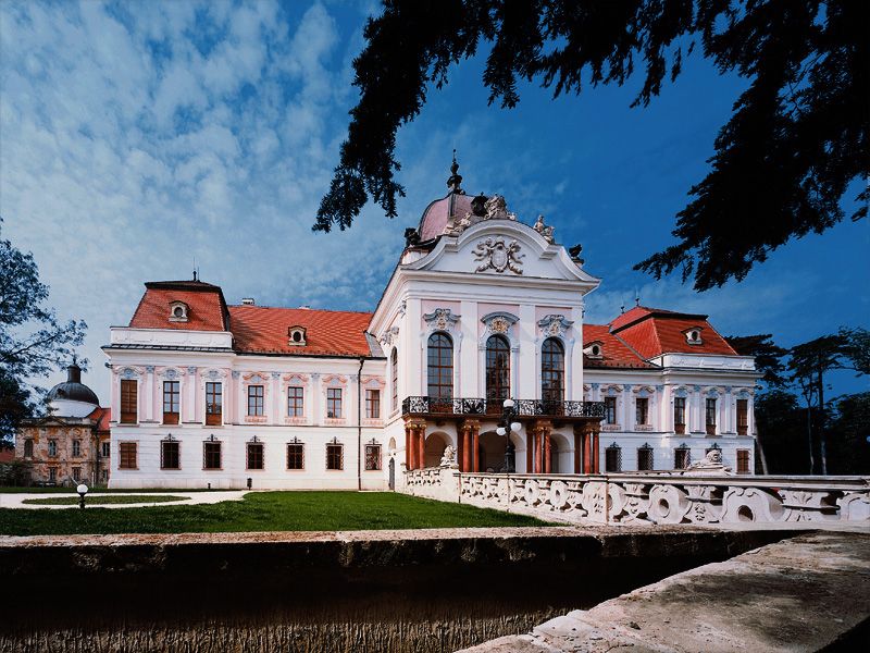 From Budapest: Gödöllő Royal Sissi Guided Tour - Returning to Budapest and Planning Your Evening