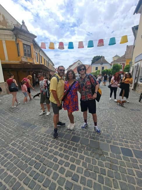 From Budapest: Szentendre Art and History with StreetFood - Cobblestones, colorful facades, and the art-town vibe you can read