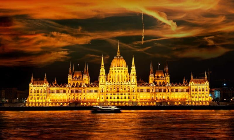 From Vienna: Bratislava& Budapest Day Tour with Photographer - Bratislava on Foot: Cobblestones, Photo Stops, and Castle Views Over the Danube