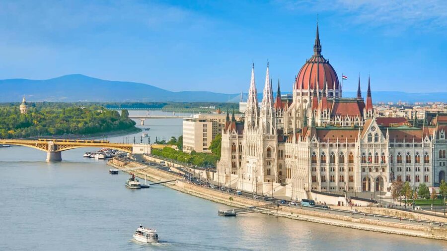 From Vienna: Bratislava & Budapest Guided one day Round Tour - Bratislava Castle with Danube views that reach into two countries