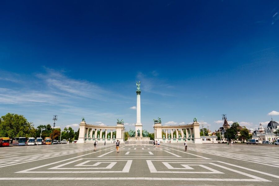 From Vienna: Guided Day Trip to Budapest - Who this Budapest day trip from Vienna suits best