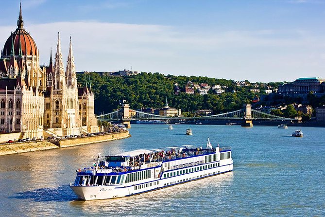 Full Day Private Budapest City Tour With Lunch and Cruise option - Andrassy Avenue Drive-By: Elegance in the City Center