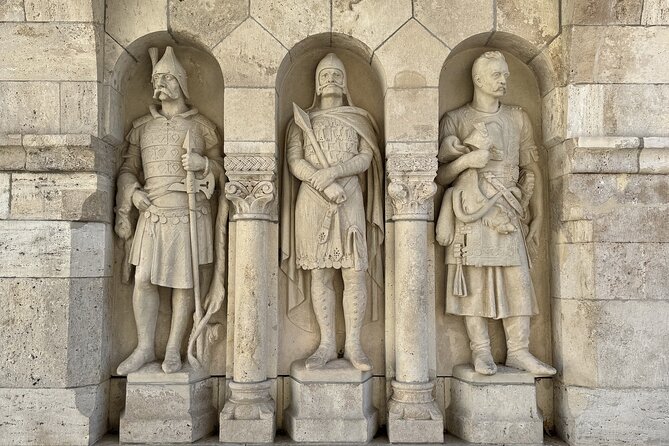 Gems of the Budapest Castle District Walking Tour - Stop 5: National Archives of Hungary, Vienna Gate and Golden signatures