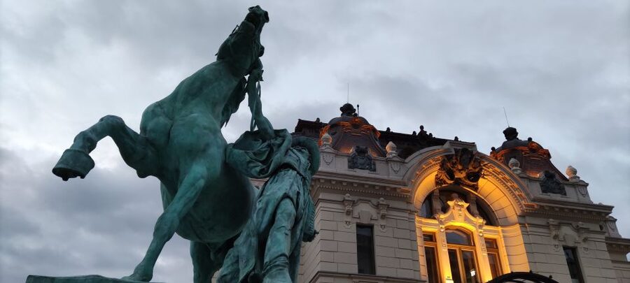 German guided tour through Budapest's castle district - Castle District on foot, and why it works