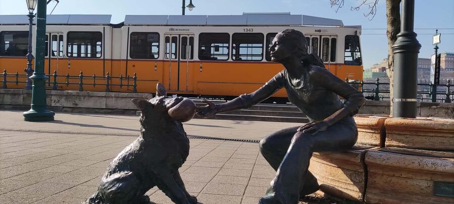 German-language tour - the best of Budapest - Price and value at $3.54 for an 80-minute orientation
