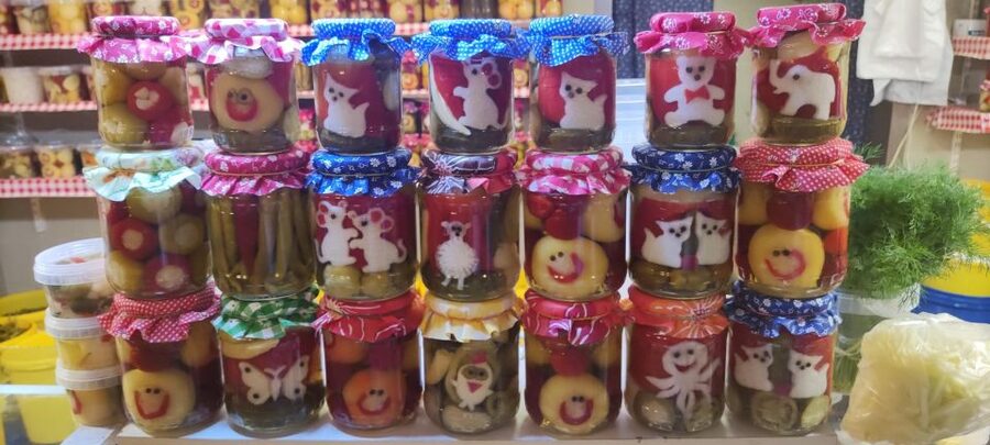 German tour: Central Market Hall of Budapest with tastings - The Unicum and homemade syrup finale