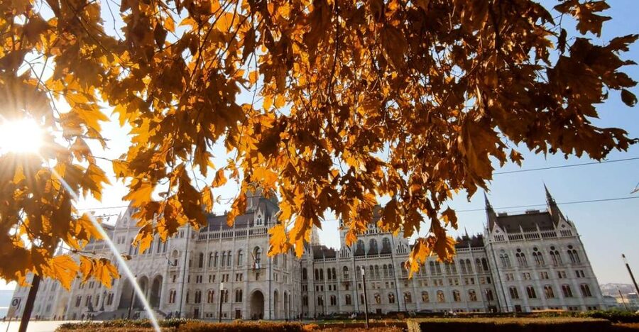 German tour in the Budapest city centre & the Jewish quarter - Where the walk starts, and how to get oriented fast