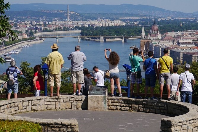 Grand City Tour - A 3-hour Budapest highlights run that actually saves time