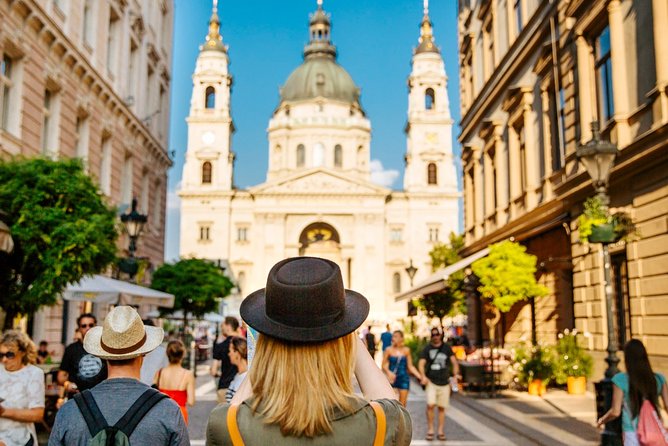 Grand City Tour - Why the guide style matters: Atila and the art of making history fun