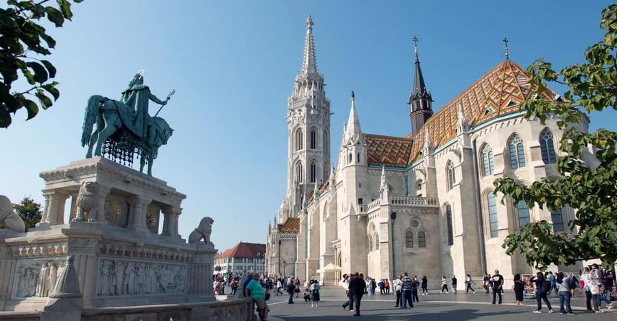 Grand City Tour & Madame Tussauds - A 5-hour plan that mixes prime Budapest and wax-star time