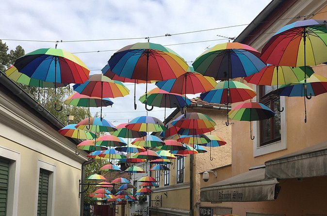 Half Day Guided Private Tour in Szentendre - Szentendre in the Middle of the Day: A Calm 1-Hour Lunch Break