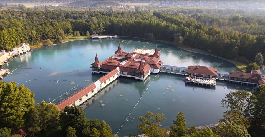 Hévíz Wellness Escape: Thermal Lake Day Trip from Budapest - Key highlights you will feel right away
