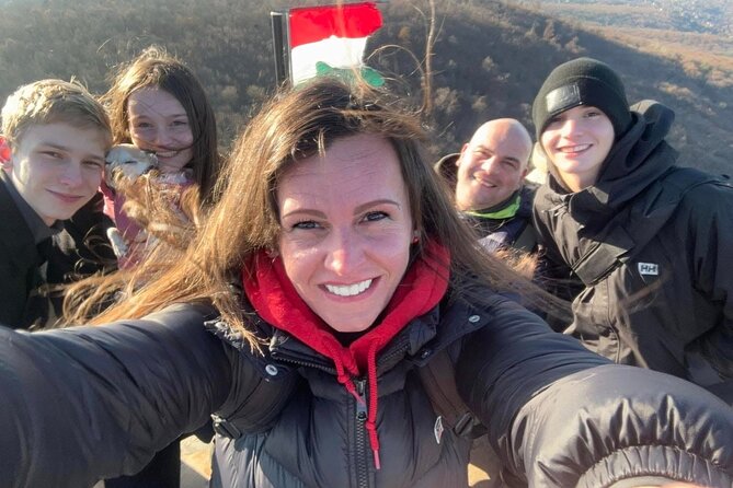 Hiking + Chairlift ride + viewpoints in Budapest - Starting at Széll Kálmán tér, the easiest way to begin