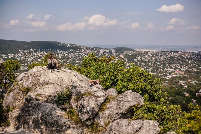 Hiking + Chairlift ride + viewpoints in Budapest - Tündér-szikla, Rock of Fairies: a viewpoint with personality