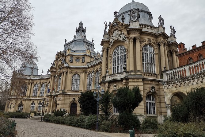 Historical and Cultural Walking Tour in Budapest - Stop 1: Heroes’ Square, where Hungarian identity is carved into stone