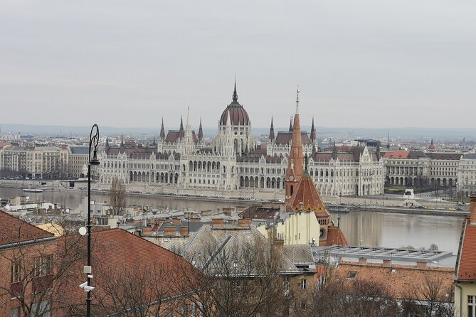 Historical and Cultural Walking Tour in Budapest - Stop 4: Hungarian State Opera House, a highlight for architecture lovers
