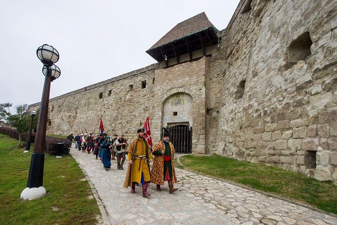 HOLLÓKŐ UNESCO World Heritage site + Eger Castle Private guided tour - Hollókő’s cliffside 13th century castle: views, scale, and why it mattered