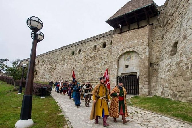 Home to Bull's Blood red wine! Eger with winetaste private tour - Dobo Square and the Lyceum area: short stops that connect the dots