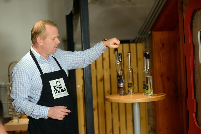 Hungarian pálinka distillery visit and tasting - The tasting format: 3 pálinkas, snacks, and something to reset