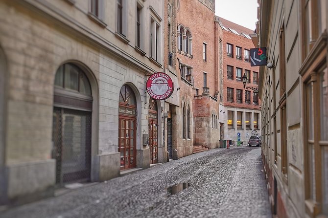 Jewish Budapest Walking Tour - A 3-Hour Jewish Quarter Loop With Real Focus