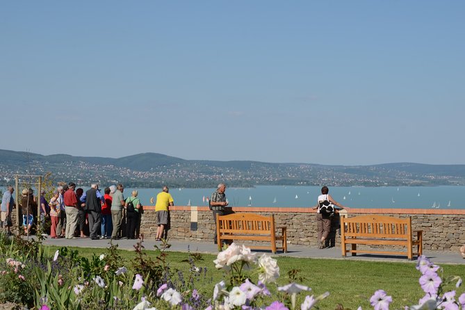 Lake Balaton & Cruise - Tagore Promenade in Balatonfüred: an easy win after abbey time