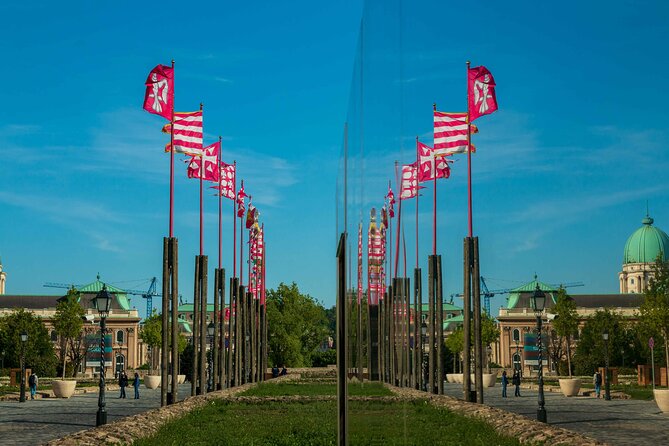 Live virtual walking tour in the Buda Castle quarter - The Northern facade of Buda Castle, with real direction for your eyes