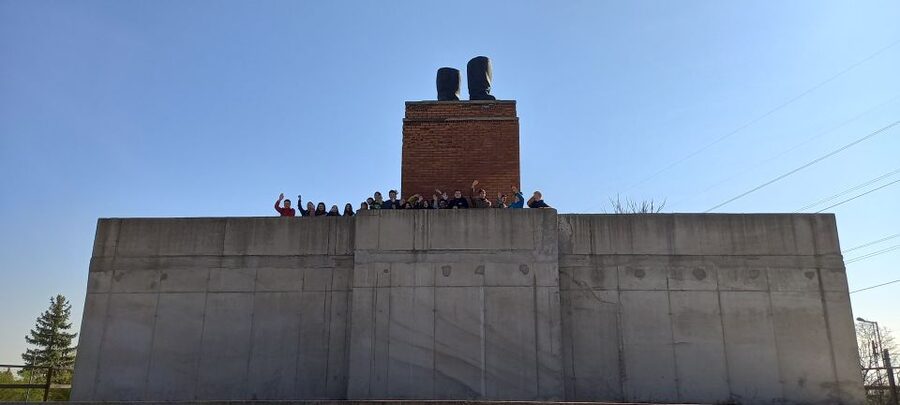 Memento Park: Official Guided Tour with Entry Ticket - Communist propaganda statues, but with a decoder ring