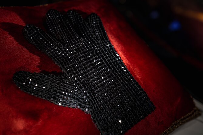 Michael Jackson History Exhibition Ticket - Price and timing, is $14.93 a fair deal?