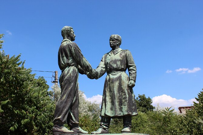 Minivan to Communist Statues and Memento Park with Live Guide - Why this Memento Park tour hits harder than a quick photo stop
