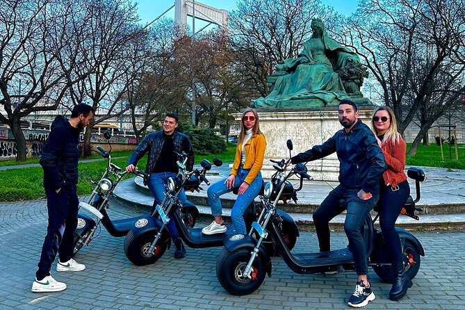 Monster Bike Sightseeing Tour – City Budapest on Electric Rollers - Chain Bridge Crossing: A Key Link Between Buda and Pest