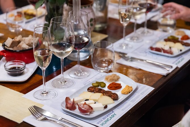 Palace District Evening Culinary, Wine, and History Walk - Key highlights worth planning around