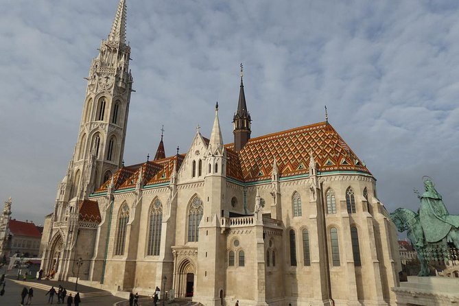 Private 4-hours City Tour of Budapest with private guide and Hotel Pick-up - What the private guide really changes