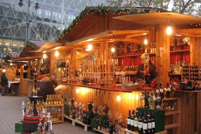 Private Budapest Christmas Market guided tour and Danube Evening cruise package - How this Budapest Christmas market plus Danube cruise combo works