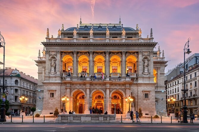 Private Budapest City Tour by Car in 4 hours - Getting started right: hotel pickup and the comfort factor