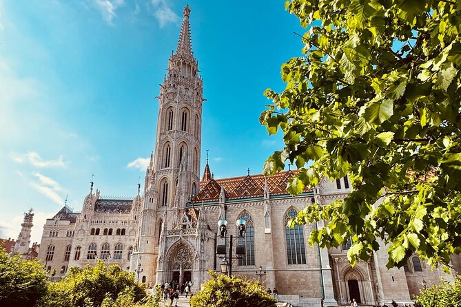 Private Budapest Tour with Thermal Bath or Market Visit - Chain Bridge to Parliament, a One-Day Danube Story