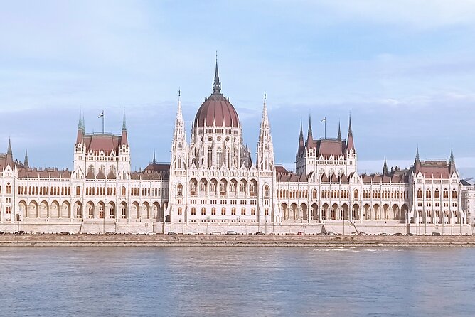 Private car or minivan transfer from Budapest to Prague or back - The real value of a private Budapest to Prague transfer