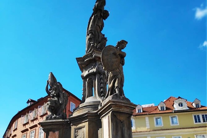 Private car or minivan transfer from Budapest to Prague or back - The 6-hour road trip: what to expect and how stops fit in