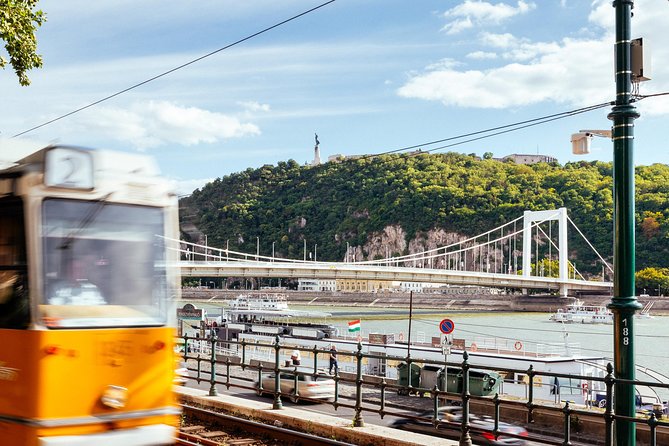 Private City Kickstart Tour: Budapest - The hidden value: tailored next steps for the rest of your trip